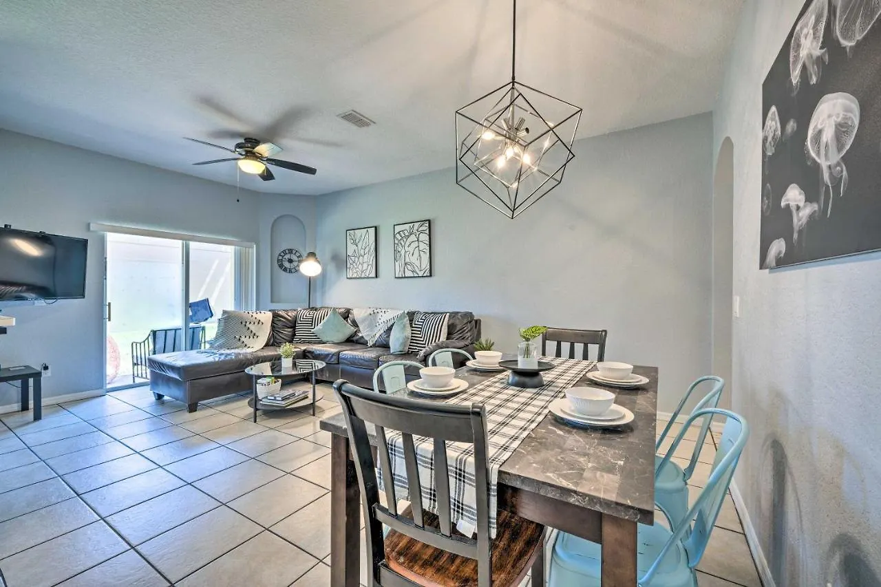 Holiday home Chic Resort Townhome About 9 Mi To Disney Parks! Davenport